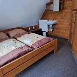 Aqualand - Sportove A Vycvikove Stredisko Zps Chalet Dedinky
