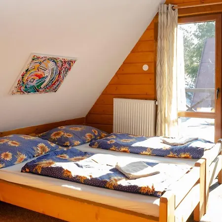 Aqualand - Sportove A Vycvikove Stredisko Zps * דדינקי