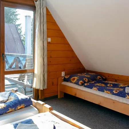 Aqualand - Sportove A Vycvikove Stredisko Zps *